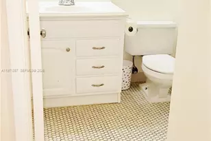 18151 NE 31st Ct, Aventura, FL 33160 - Photo 16