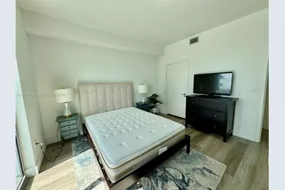1111 SW 1st Ave #3018, Miami, FL 33130 - Photo 6