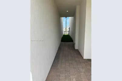 15814 SW 136th Way, Miami, FL 33196 - Photo 28