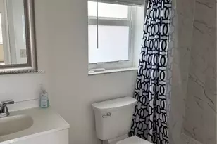 9041 Sunrise Lakes Blvd, Sunrise, FL 33322 - Photo 10