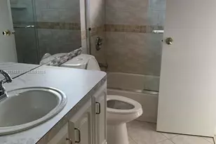 5003 NW 35th St, Lauderdale Lakes, FL 33319 - Photo 6