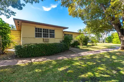 4582 Royal Palm Ave, Miami Beach, FL 33140 - Photo 2