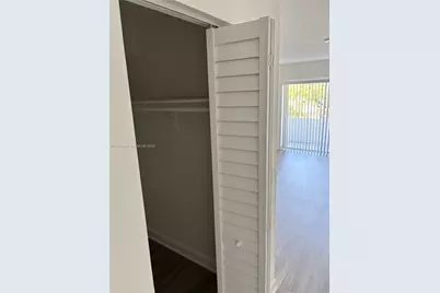 7900 Camino Cir #308, Miami, FL 33143 - Photo 8