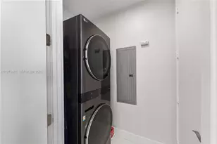 16001 Collins Ave, Sunny Isles Beach, FL 33160 - Photo 24