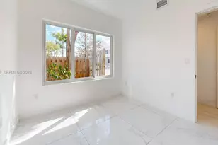 13824 SW 262nd St, Homestead, FL 33032 - Photo 8