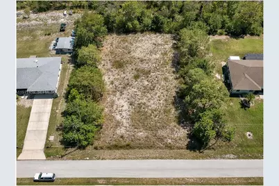 682 Woodcrest Dr, Lehigh Acres, FL 33972 - Photo 1