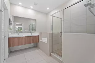 8058 NW 105th Ct, Doral, FL 33178 - Photo 14