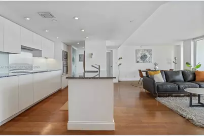 1717 N Bayshore Dr #A-2740, Miami, FL 33132 - Photo 10