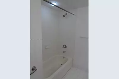 36 NW 6 Ave #608, Miami, FL 33128 - Photo 12