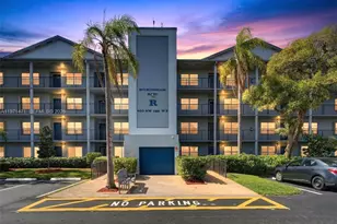 900 SW 125th Way, Pembroke Pines, FL 33027 - Photo 30