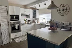 11155 NW 27th Pl, Sunrise, FL 33322 - Photo 22
