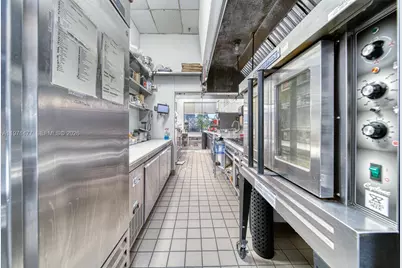 Restaurant For Sale On Busy Biscayne Boulevard, North Miami Beach, FL 33160 - Photo 14