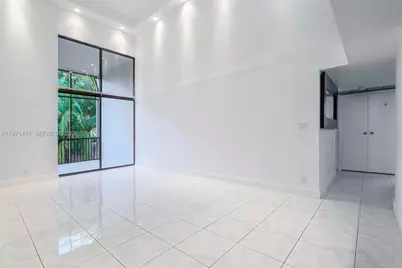 20347 W Country Club Dr #TH15, Aventura, FL 33180 - Photo 2