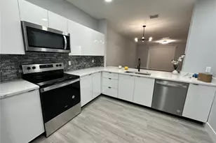 2764 SW 83rd Ave, Miramar, FL 33025 - Photo 10