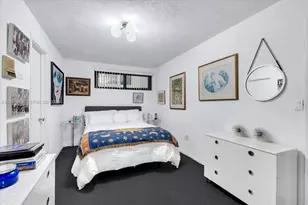 279 N Hibiscus Dr, Miami Beach, FL 33139 - Photo 46