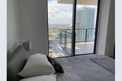 68 SE 6th St #3010, Miami, FL 33131 - Photo 38