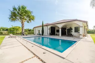 23525 SW 217th Ave, Homestead, FL 33031 - Photo 2