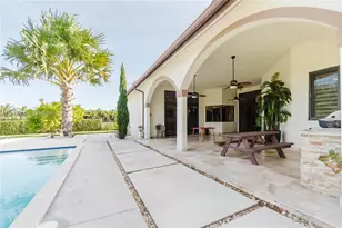 23525 SW 217th Ave, Homestead, FL 33031 - Photo 8