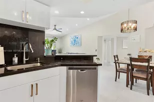 2009 SE 10th Ave, Fort Lauderdale, FL 33316 - Photo 8