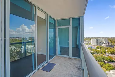 601 NE 36th St #1908, Miami, FL 33137 - Photo 32