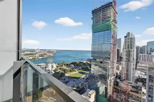 398 NE 5th St, Miami, FL 33132 - Photo 34