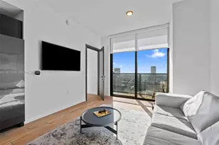 398 NE 5th St, Miami, FL 33132 - Photo 10