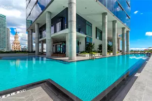 398 NE 5th St, Miami, FL 33132 - Photo 36