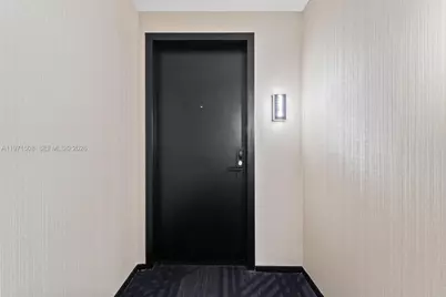 398 NE 5th St #3218, Miami, FL 33132 - Photo 2