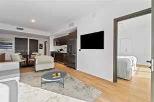 398 NE 5th St, Miami, FL 33132 - Photo 12