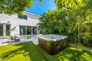 3166 Royal Palm Ave, Miami Beach, FL 33140 - Photo 2