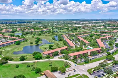 200 SW 132nd Way #207L, Pembroke Pines, FL 33027 - Photo 2