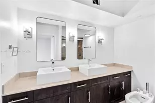 5900 Collins Ave, Miami Beach, FL 33140 - Photo 8