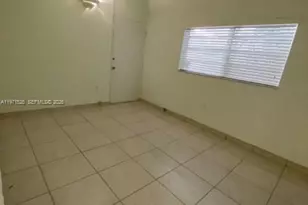 2539 S Bayshore Dr, Miami, FL 33133 - Photo 16