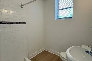 1068 NW 5th St, Miami, FL 33128 - Photo 8