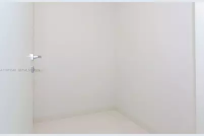 300 Biscayne Blvd Way #5005, Miami, FL 33132 - Photo 32