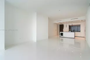 300 Biscayne Blvd Way, Miami, FL 33132 - Photo 10