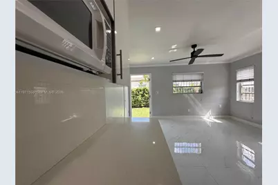 3035 SW 27th Ter #REAR, Miami, FL 33133 - Photo 8