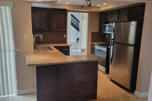914 NW 106th Ave Cir, Miami, FL 33172 - Photo 4