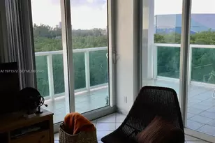 100 Bayview Dr, Sunny Isles Beach, FL 33160 - Photo 40