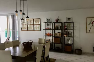 100 Bayview Dr, Sunny Isles Beach, FL 33160 - Photo 18