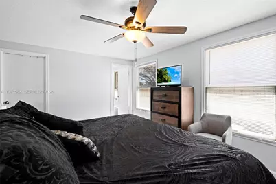 1526 SE Port St Lucie Blvd, Port Saint Lucie, FL 34952 - Photo 18