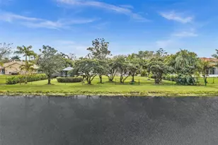 12555 SW 34th Pl, Davie, FL 33330 - Photo 80