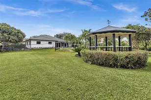 12555 SW 34th Pl, Davie, FL 33330 - Photo 74