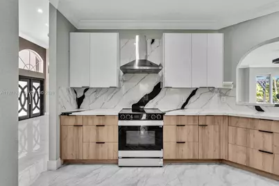 12555 SW 34th Pl, Davie, FL 33330 - Photo 32