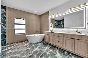 12555 SW 34th Pl, Davie, FL 33330 - Photo 42