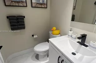 3900 Island Blvd, Aventura, FL 33160 - Photo 18