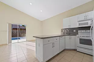 704 SE 14th Pl, Homestead, FL 33033 - Photo 20