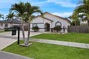 704 SE 14th Pl, Homestead, FL 33033 - Photo 2