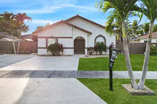 704 SE 14th Pl, Homestead, FL 33033 - Photo 4