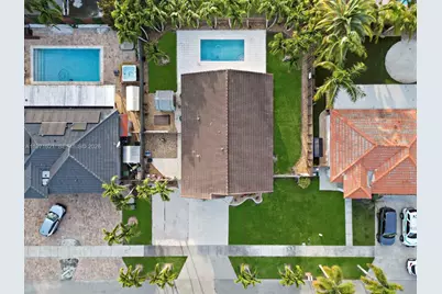 704 SE 14th Pl, Homestead, FL 33033 - Photo 6